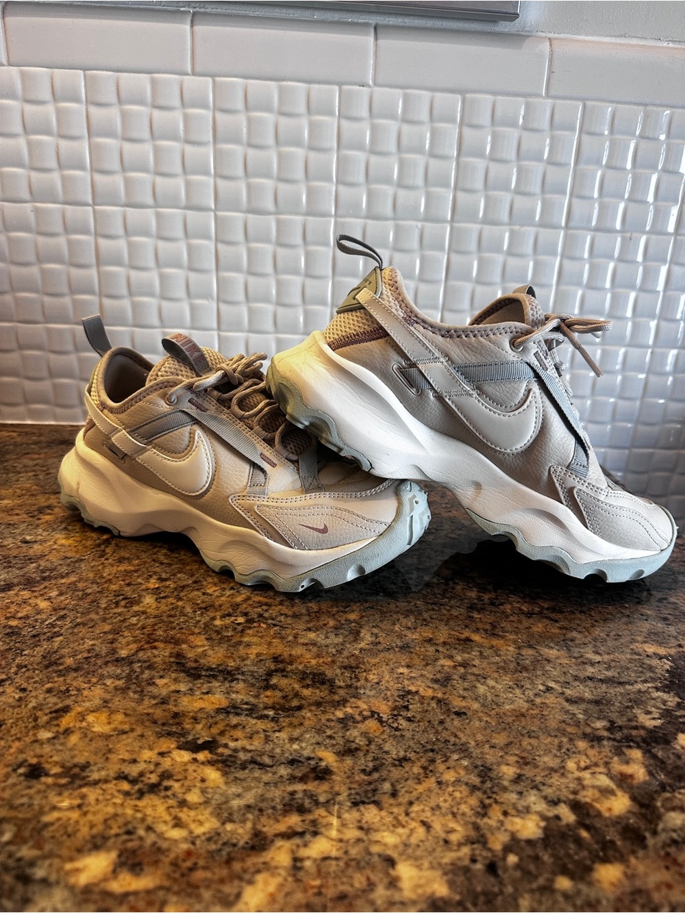 Nike Women's TC7900